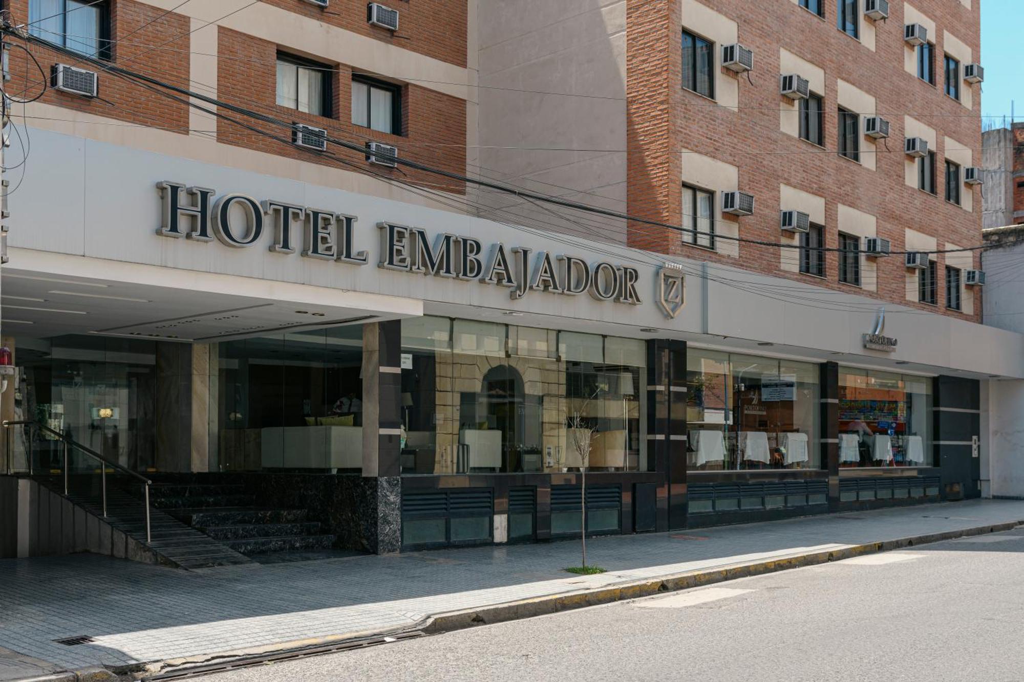 Hotel Embajador San Miguel de Tucumán Екстериор снимка